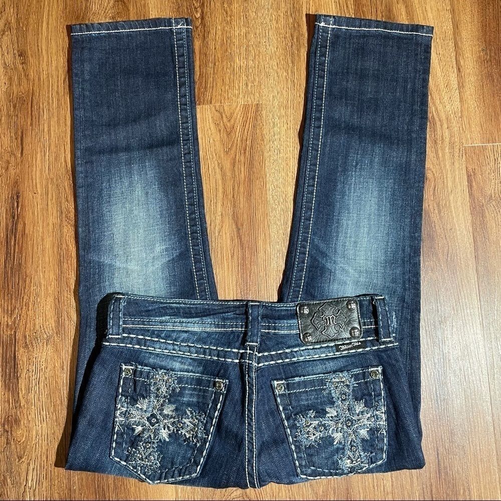 Women’s Miss Me Capri Jeans